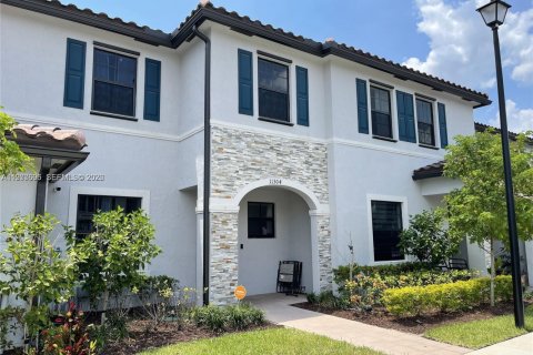 Adosado en Homestead, Florida 3 dormitorios, 138.24 m2 № 2043785