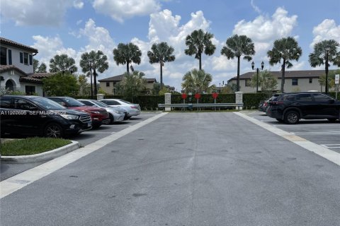 Adosado en venta en Homestead, Florida, 3 dormitorios, 138.24 m2 № 2043785 - foto 7