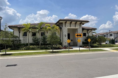 Adosado en venta en Homestead, Florida, 3 dormitorios, 138.24 m2 № 2043785 - foto 5