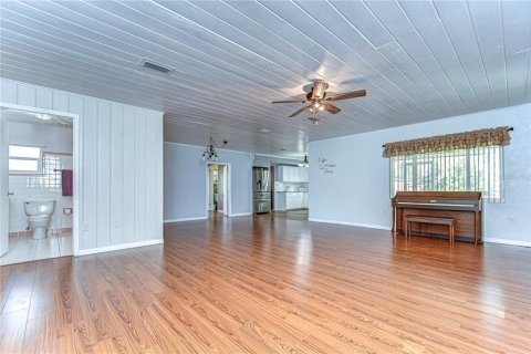 Casa en venta en Dade City, Florida, 3 dormitorios, 160.72 m2 № 1434706 - foto 8