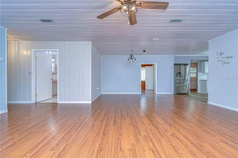Casa en venta en Dade City, Florida, 3 dormitorios, 160.72 m2 № 1434706 - foto 10