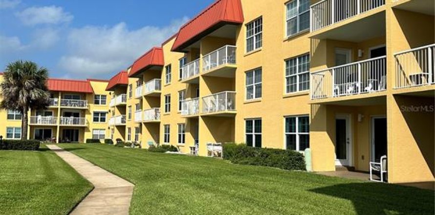 Condo in New Smyrna Beach, Florida, 2 bedrooms  № 1548112