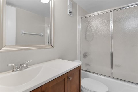 Condo in New Smyrna Beach, Florida, 2 bedrooms  № 1548112 - photo 12