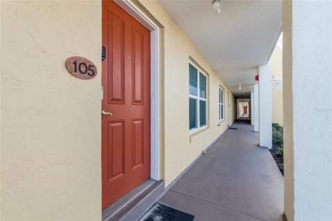 Condo in New Smyrna Beach, Florida, 2 bedrooms  № 1548112 - photo 21