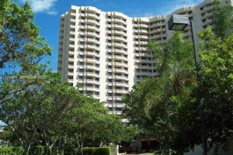 Condo in Aventura, Florida, 2 bedrooms  № 2054608