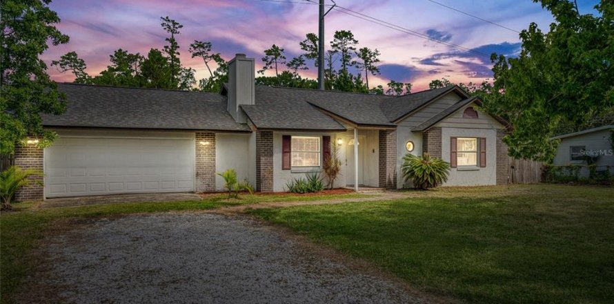 Villa ou maison à Longwood, Floride 3 chambres, 119.19 m2 № 2418374