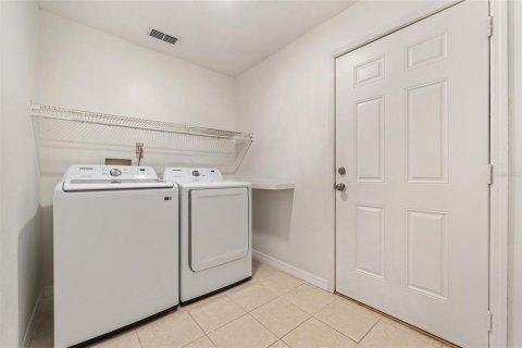 Villa ou maison à vendre à Longwood, Floride: 3 chambres, 119.19 m2 № 2418374 - photo 15