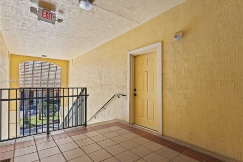 Copropriété à louer à Doral, Floride: 2 chambres, 84.54 m2 № 2051441 - photo 15