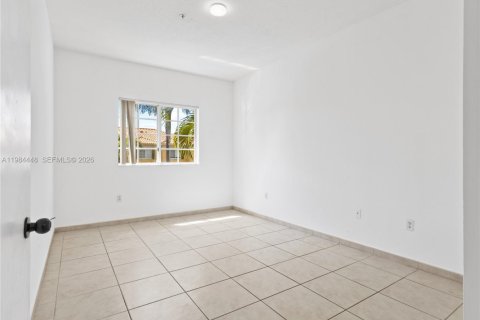 Copropriété à louer à Doral, Floride: 2 chambres, 84.54 m2 № 2051441 - photo 18