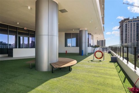 Condominio en venta en Saint Petersburg, Florida, 2 dormitorios, 218.04 m2 № 2091562 - foto 17