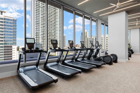 Condominio en venta en Saint Petersburg, Florida, 2 dormitorios, 218.04 m2 № 2091562 - foto 16