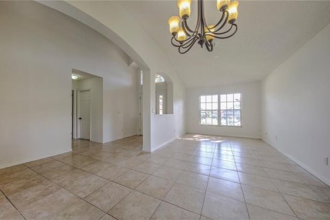 House in Clermont, Florida 4 bedrooms, 206.71 sq.m. № 1877360 - photo 9