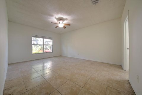 House in Clermont, Florida 4 bedrooms, 206.71 sq.m. № 1877360 - photo 15