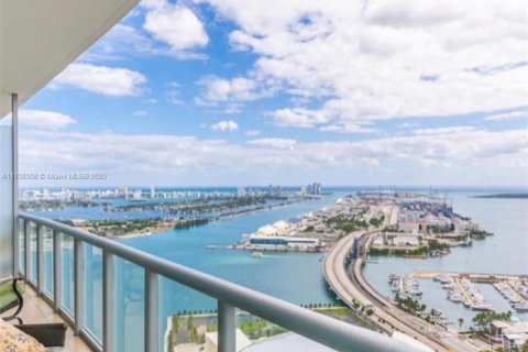 Copropriété à louer à Miami, Floride: 2 chambres, 122.17 m2 № 1728628 - photo 8