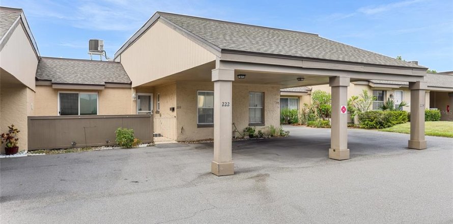 Condominio en Altamonte Springs, Florida, 2 dormitorios  № 1856513