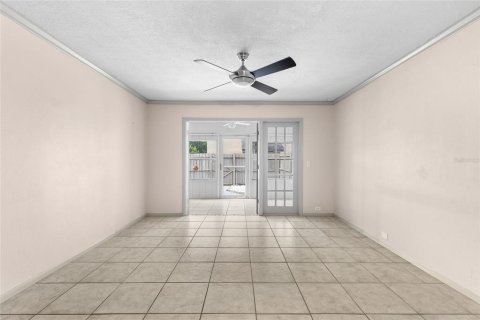 Condominio en venta en Altamonte Springs, Florida, 2 dormitorios, 101.91 m2 № 1856513 - foto 7