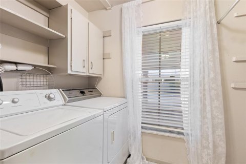 Condominio en venta en Altamonte Springs, Florida, 2 dormitorios, 101.91 m2 № 1856513 - foto 13