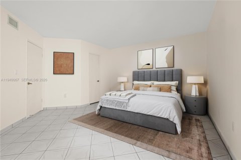 Купить кондоминиум в Майами, Флорида 2 спальни, 92.9м2, № 2180413 - фото 19