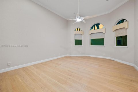 Casa en venta en Hollywood, Florida, 4 dormitorios, 355.17 m2 № 1691260 - foto 25