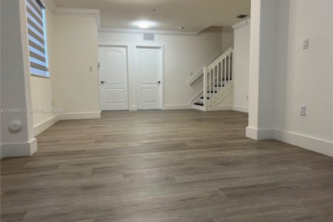 Купить таунхаус в Хайалиа, Флорида 4 спальни, 136.01м2, № 2020880 - фото 28