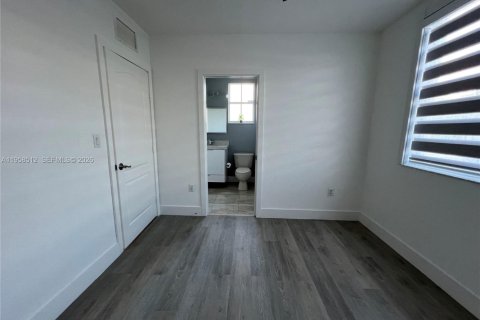 Купить таунхаус в Хайалиа, Флорида 4 спальни, 136.01м2, № 2020880 - фото 14