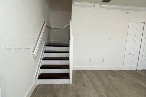 Купить таунхаус в Хайалиа, Флорида 4 спальни, 136.01м2, № 2020880 - фото 18