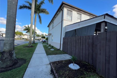 Купить таунхаус в Хайалиа, Флорида 4 спальни, 136.01м2, № 2020880 - фото 6