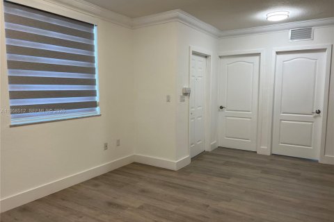 Купить таунхаус в Хайалиа, Флорида 4 спальни, 136.01м2, № 2020880 - фото 23