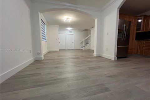 Купить таунхаус в Хайалиа, Флорида 4 спальни, 136.01м2, № 2020880 - фото 27