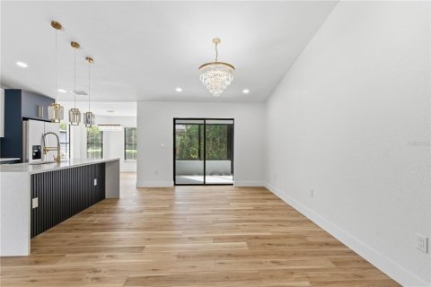 Casa en venta en Spring Hill, Florida, 3 dormitorios, 155.15 m2 № 2116216 - foto 17