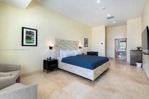 Commercial property in Miami Beach, Florida № 1861635 - photo 24