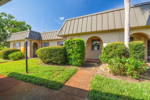 Villa ou maison à New Port Richey, Floride 2 chambres, 90.58 m2 № 2329197