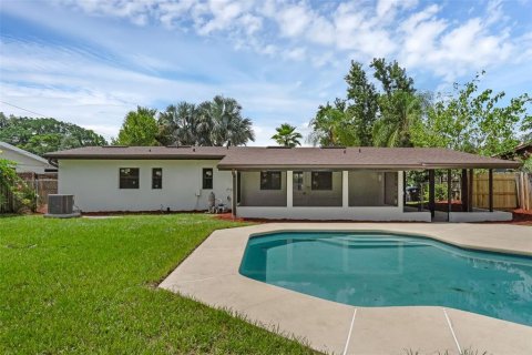 House in Orlando, Florida 3 bedrooms, 123.75 sq.m. № 1882722 - photo 17