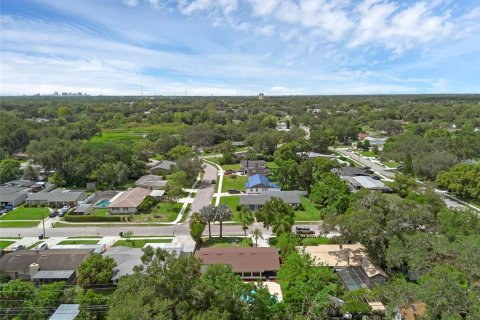 House in Orlando, Florida 3 bedrooms, 123.75 sq.m. № 1882722 - photo 22