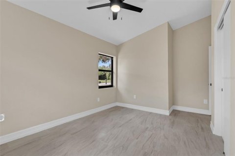 House in Orlando, Florida 3 bedrooms, 123.75 sq.m. № 1882722 - photo 9
