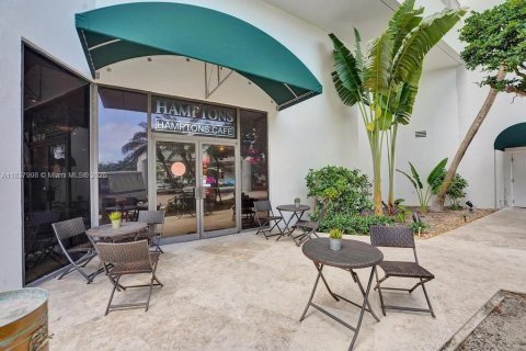 Condo in Aventura, Florida, 2 bedrooms  № 1825573 - photo 23