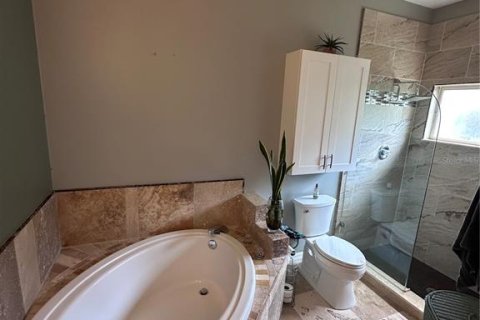 House in Sarasota, Florida 3 bedrooms, 174.01 sq.m. № 1805922 - photo 10