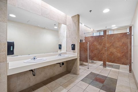 Immobilier commercial à vendre à Tampa, Floride № 1628701 - photo 7