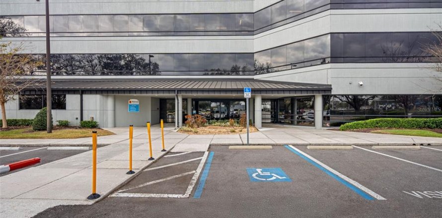Immobilier commercial à Tampa, Floride № 1628701