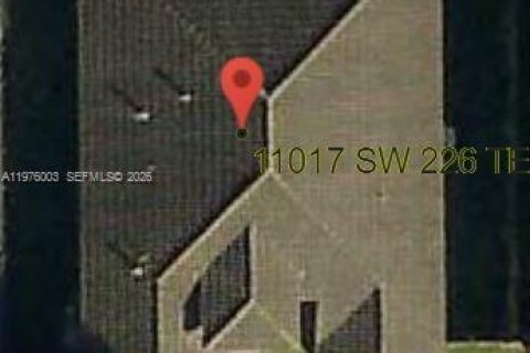 House in Miami, Florida 3 bedrooms, 143.26 sq.m. № 2042680