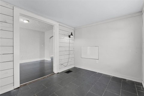 Immobilier commercial à vendre à Eustis, Floride: 171.68 m2 № 1784704 - photo 6