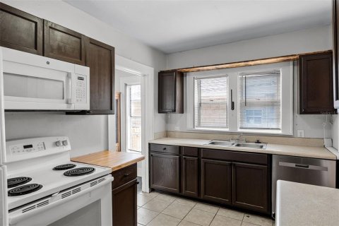 Immobilier commercial à vendre à Eustis, Floride: 171.68 m2 № 1784704 - photo 14