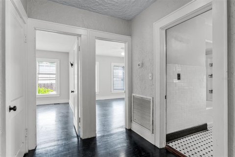 Immobilier commercial à vendre à Eustis, Floride: 171.68 m2 № 1784704 - photo 13