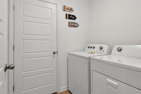 House in Palm Coast, Florida 5 bedrooms, 188.59 sq.m. № 2104708 - photo 25