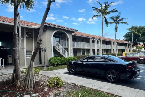 Condominio en Coral Springs, Florida, 2 dormitorios  № 2045736
