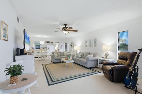 Condo in Bradenton, Florida, 2 bedrooms № 2403699 - photo 3
