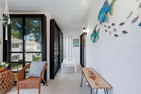 Condo in Bradenton, Florida, 2 bedrooms № 2403699 - photo 27