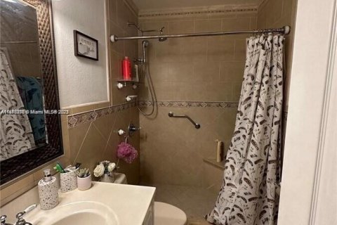 Touwnhouse à vendre à Hialeah, Floride: 3 chambres, 110.55 m2 № 1927794 - photo 3