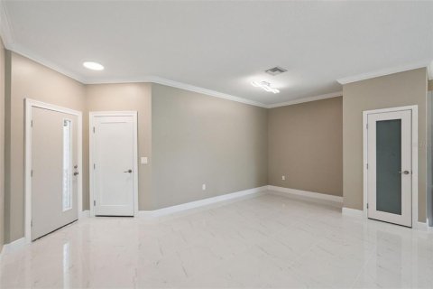 Townhouse in Davenport, Florida 3 bedrooms, 211.91 sq.m. № 2316731 - photo 11