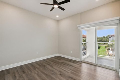 Townhouse in Davenport, Florida 3 bedrooms, 211.91 sq.m. № 2316731 - photo 22